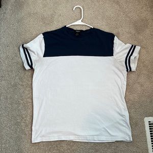 Forever 21 men’s large T shirt